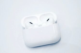 With AI Siri Delayed, Apple’s AirPods Professional 3 Might Be Subsequent