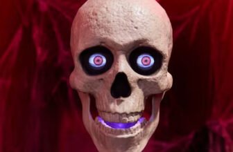 House Depot has a brand new animatronic model of Skelly the skeleton