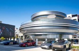 Add the Tesla Diner to the Record of Elon Musk Initiatives That Fail to Ship on Guarantees