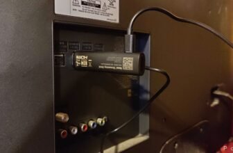 4 issues it’s best to by no means plug into your TV’s USB port