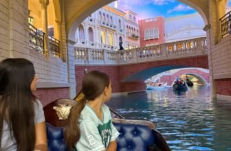 what to do in Vegas with tweens and youths